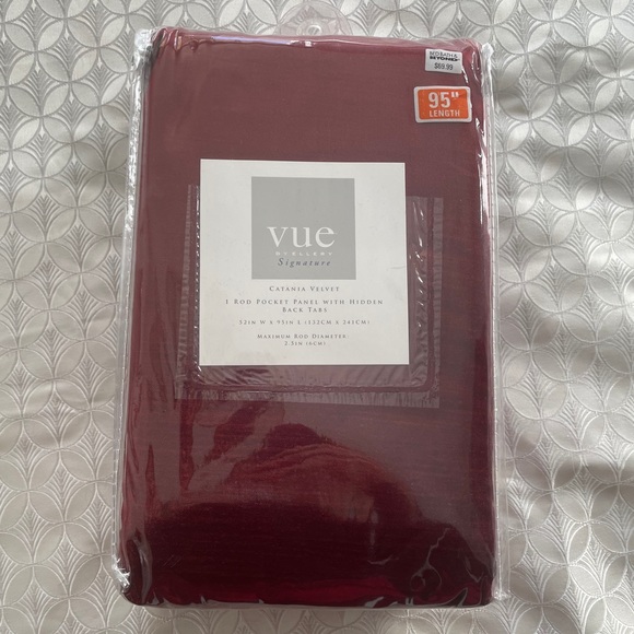 BBB burgundy velvet 95’ drapes - Picture 5 of 5